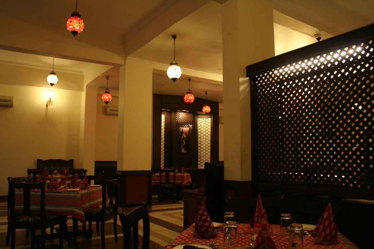 Pratap Palace Chittorgarh Extérieur photo