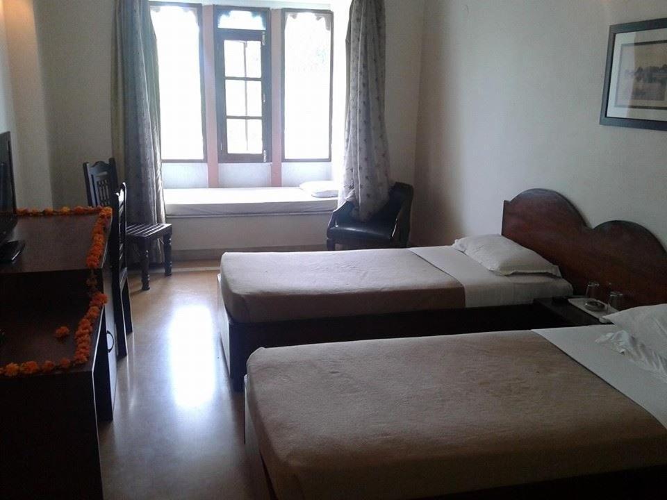 Pratap Palace Chittorgarh Extérieur photo